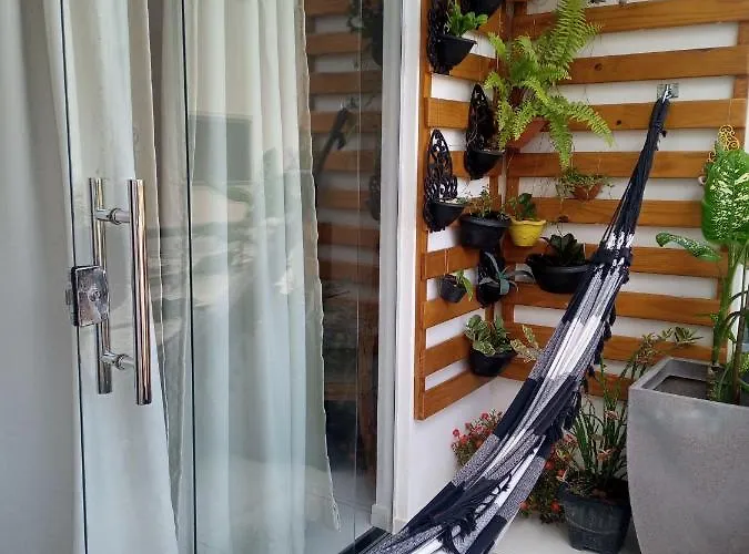 Apartamento Com Suite Em Condominio Fechado Com Estacionamento Proprio